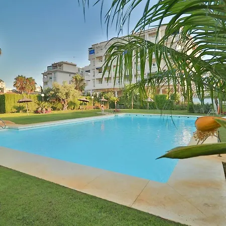 Bright Penthouse Los Alamos Beach