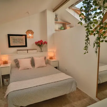 Bright Penthouse Los Alamos Beach * 托雷莫利诺斯